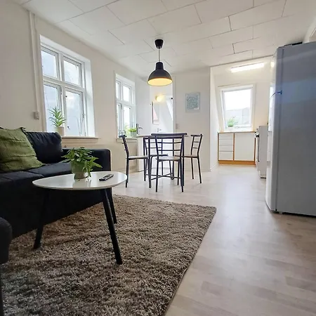 Lovely 1 Bedroom In Hjoerring *